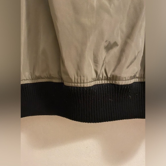 New York Yankees Major League Baseball Army Green Bomber Jacket Size Large - Picture 10 of 12